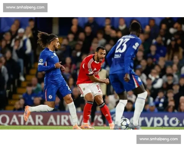 英超联赛历史回顾：从创立到辉煌，见证英格兰足球的变革与传奇 - 副本 - 副本 (2)